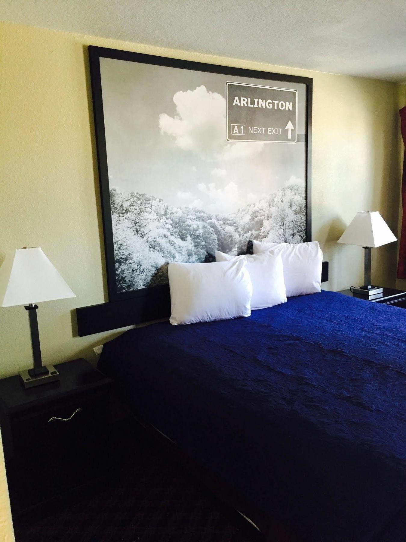 Super 8 By Wyndham Arlington Near At&T Stadium Exterior foto